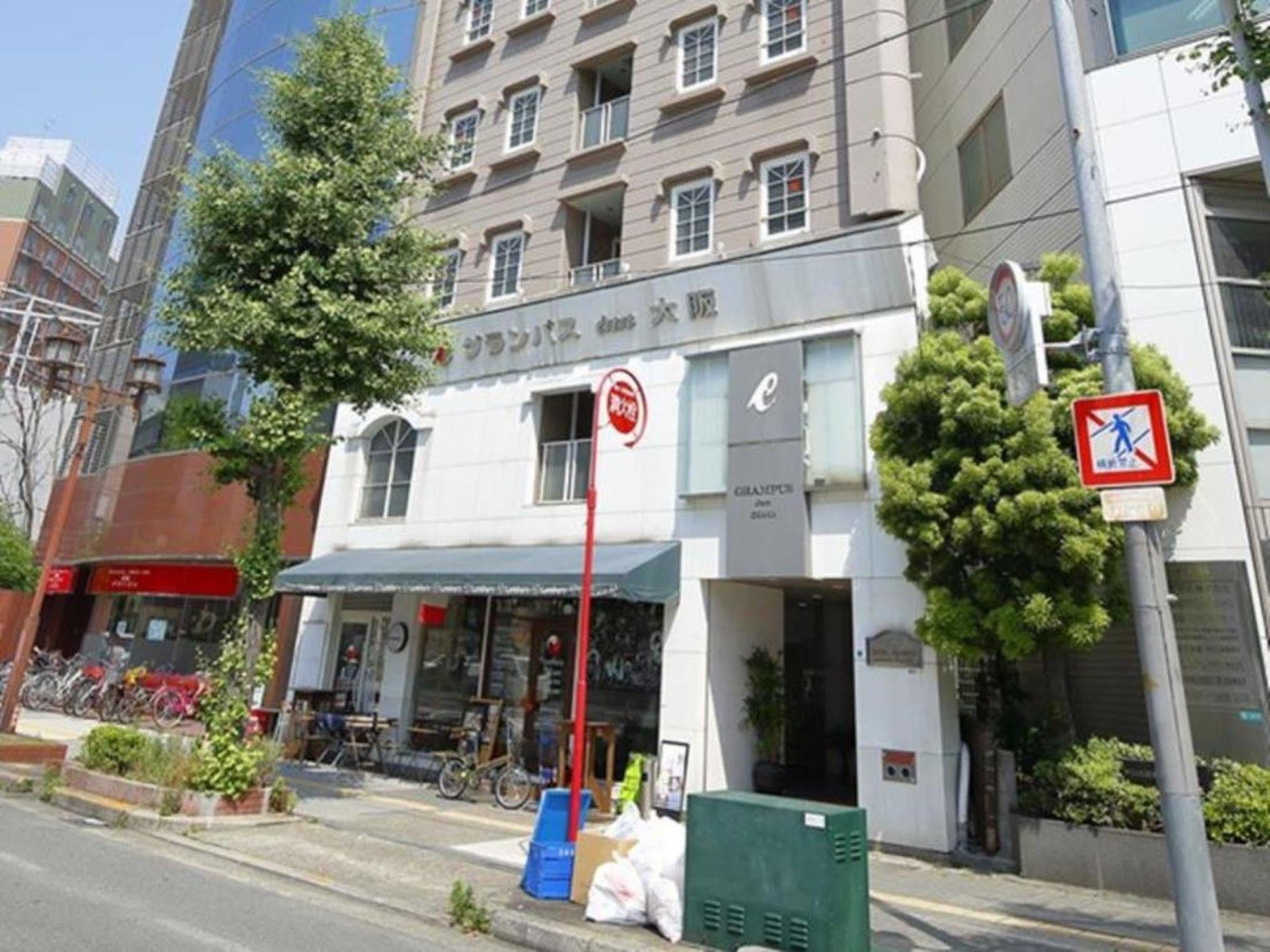 Grampus Inn Ōsaka Exterior foto